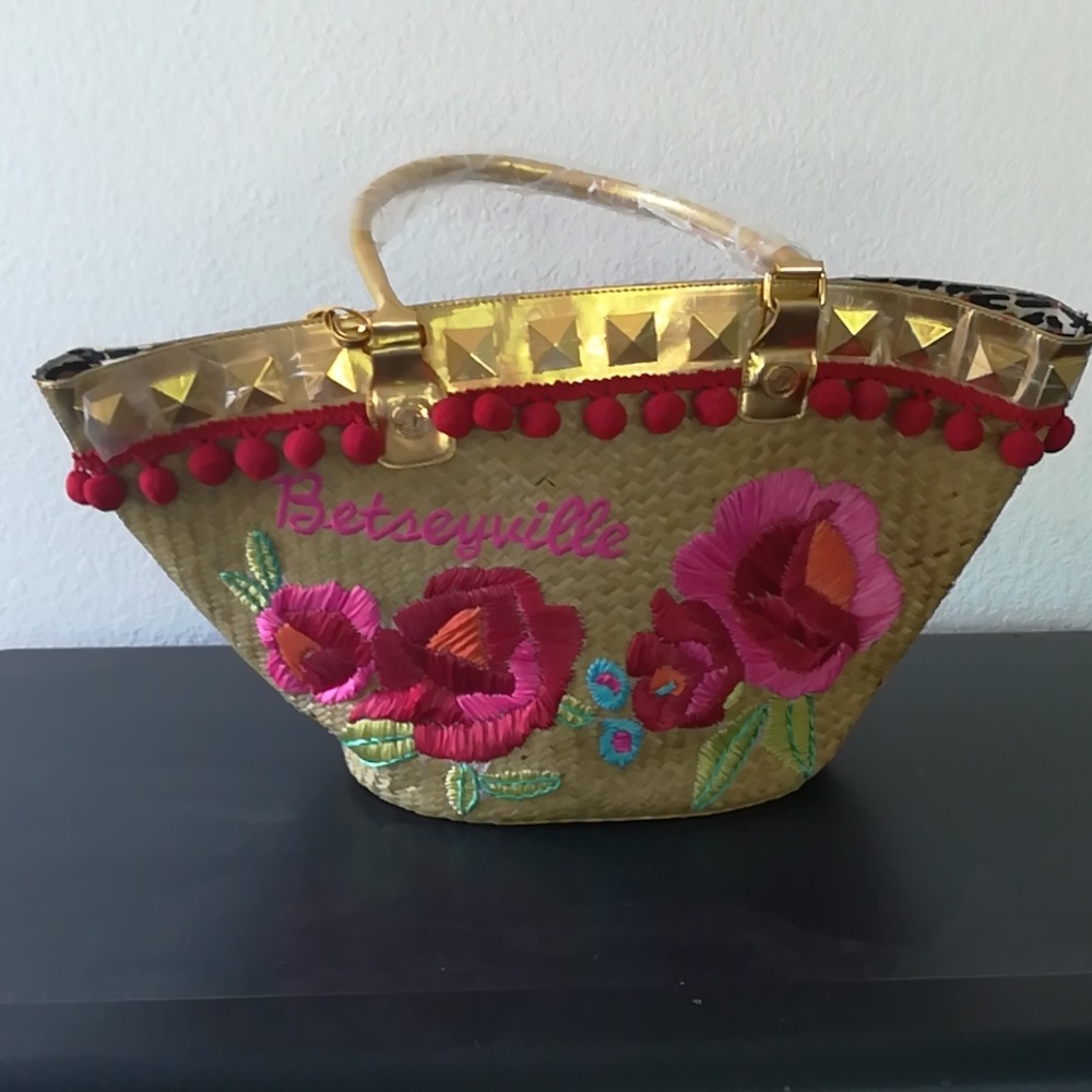 Betsyville large tote